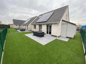 Cozy polder house on the Westhinder domain